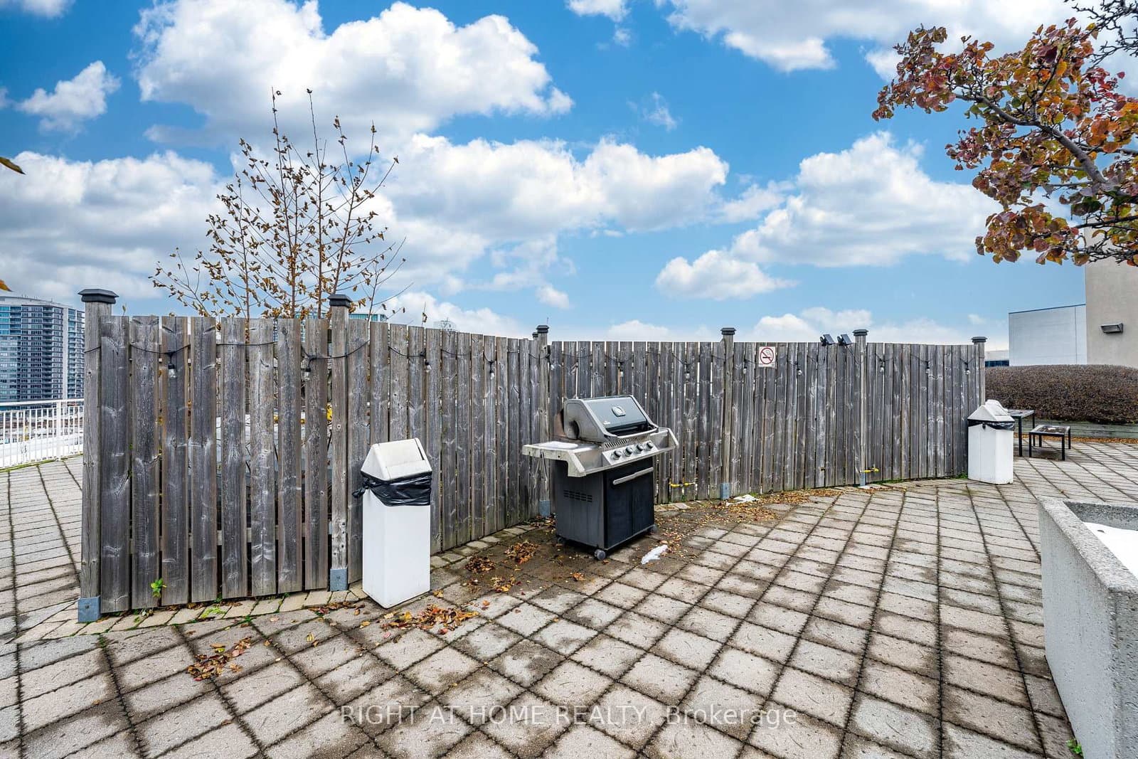 18 Stafford Street, Unit 602 thumbnail 50