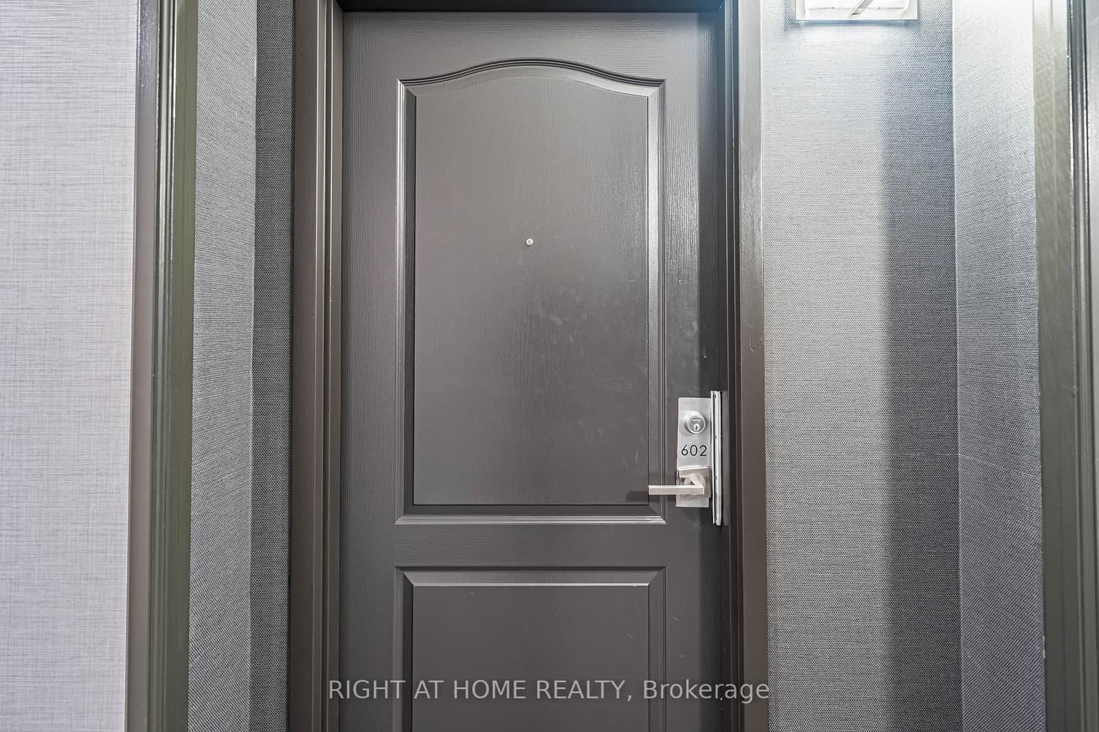 18 Stafford Street, Unit 602 thumbnail 8