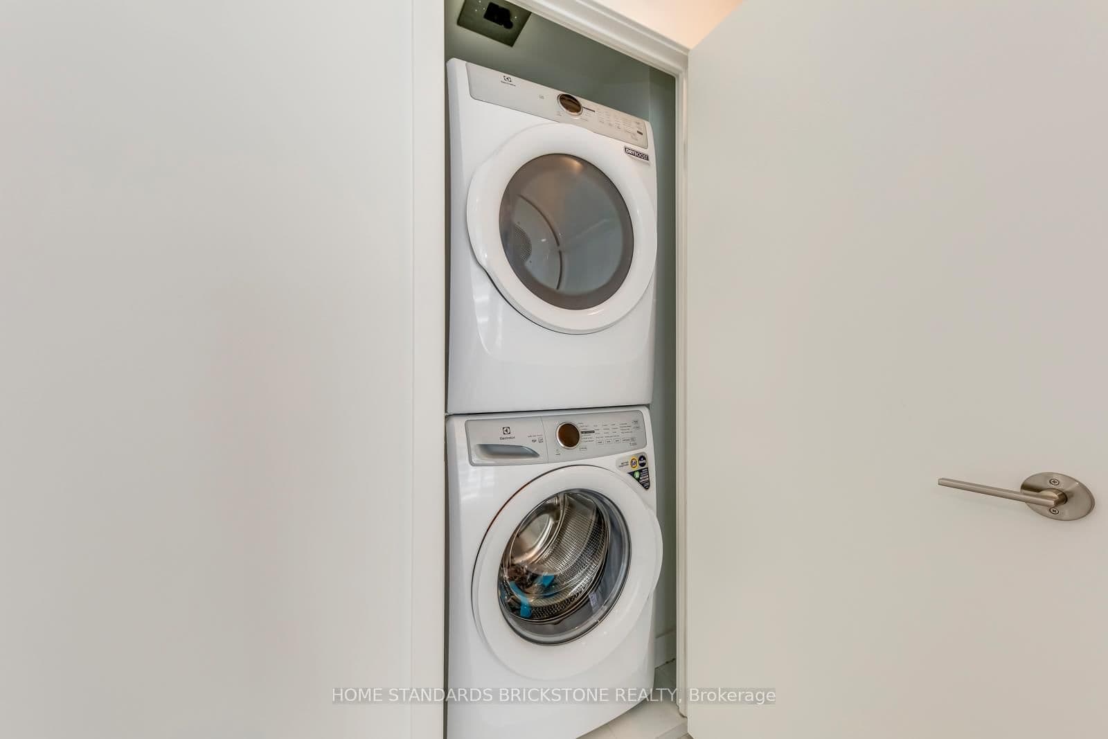 7 Golden Lion Heights, Unit N2406 thumbnail 27