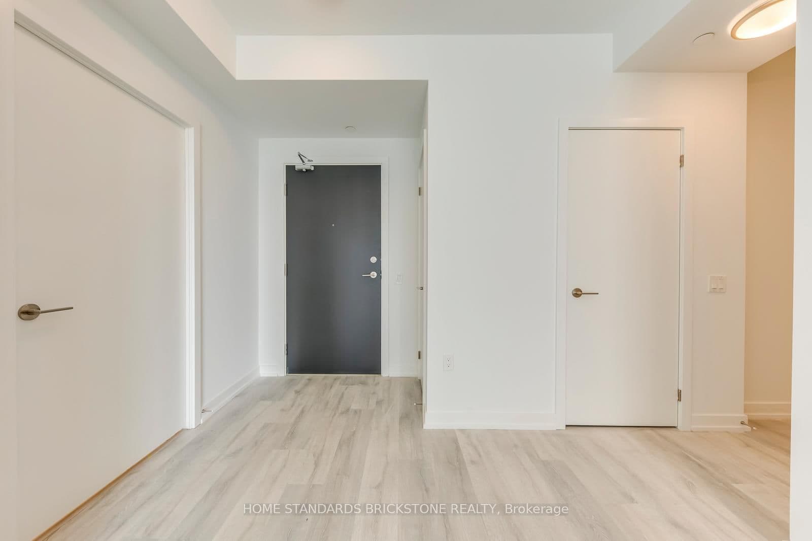 7 Golden Lion Heights, Unit N2406 thumbnail 5
