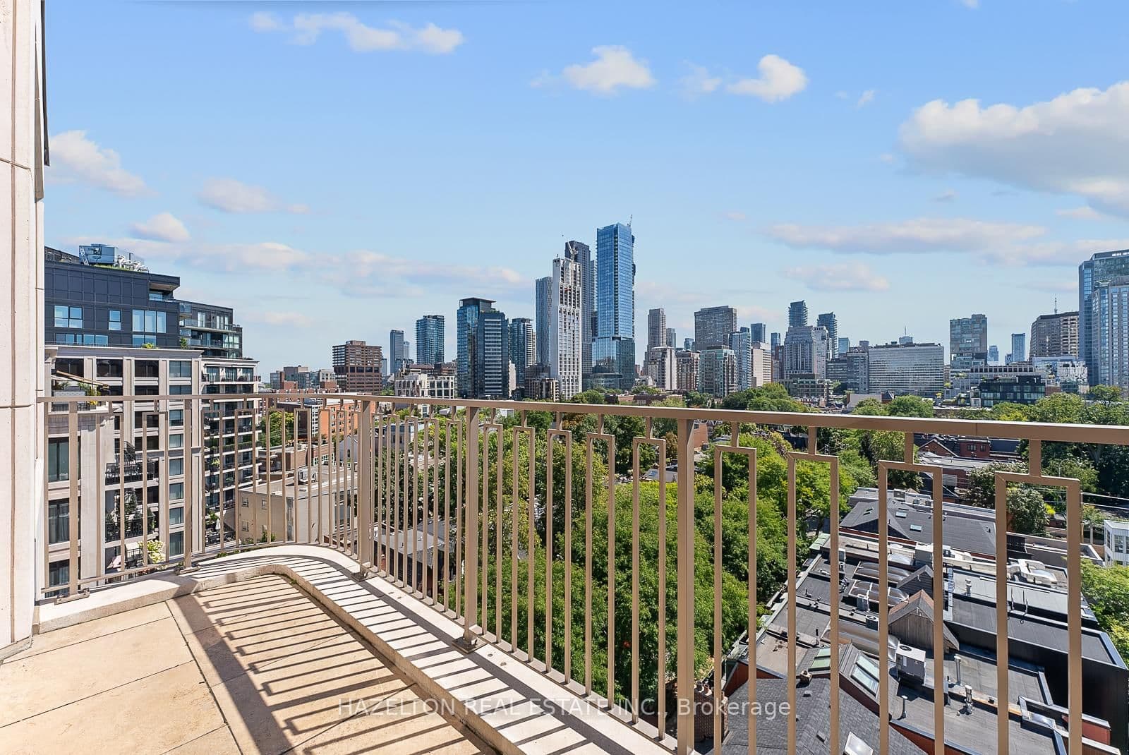 128 Hazelton Avenue, Unit 802 thumbnail 18