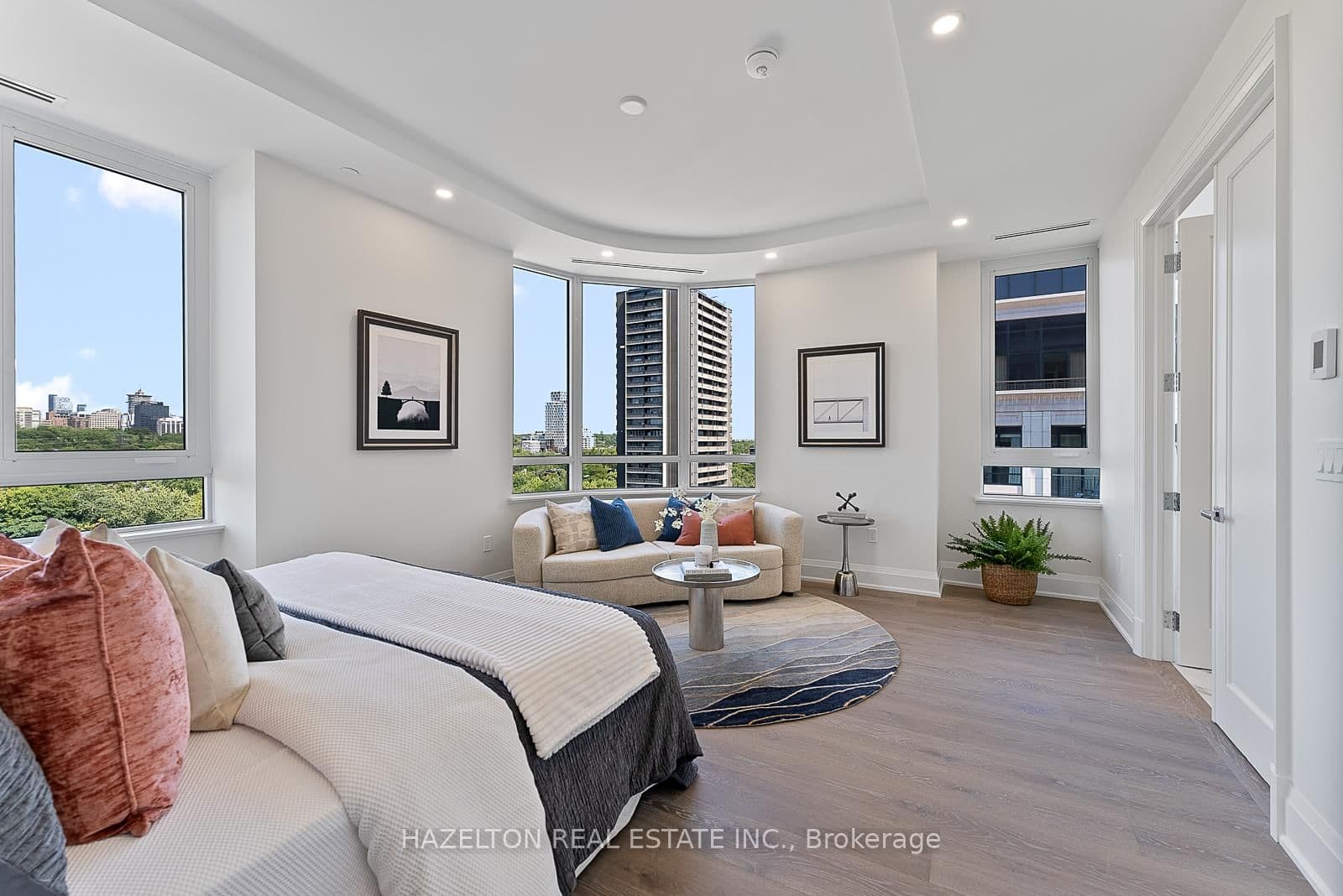 128 Hazelton Avenue, Unit 802 thumbnail 21