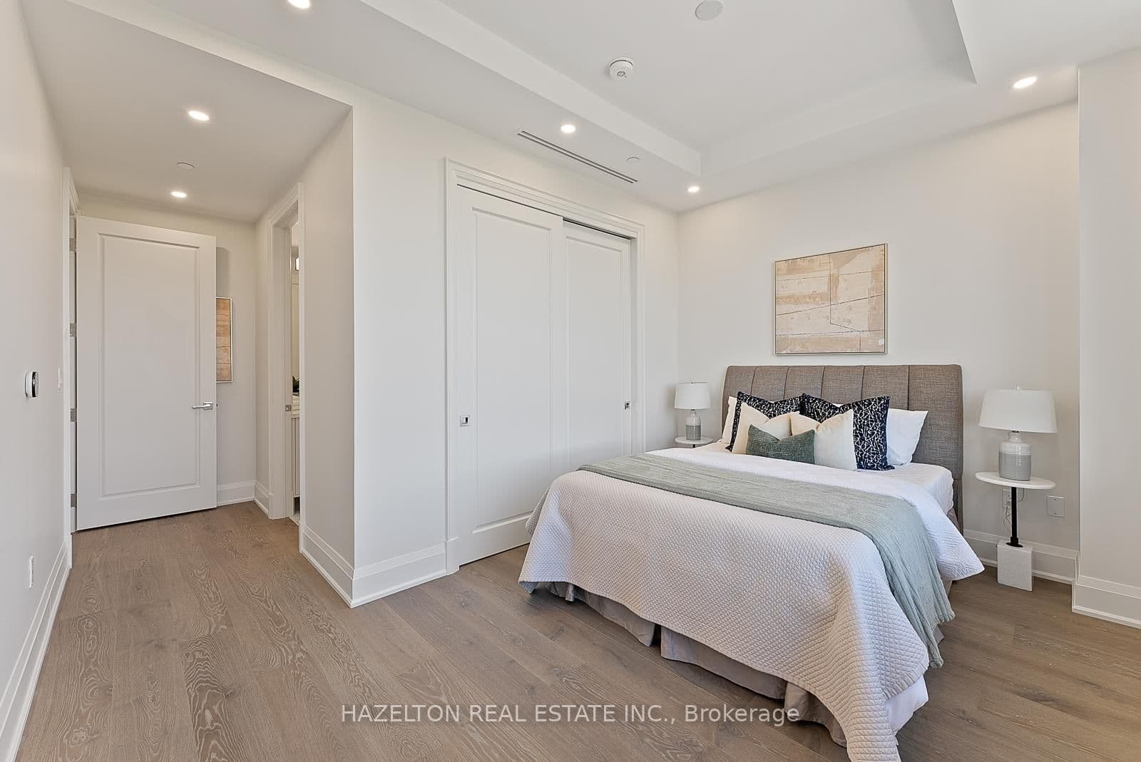 128 Hazelton Avenue, Unit 802 thumbnail 30