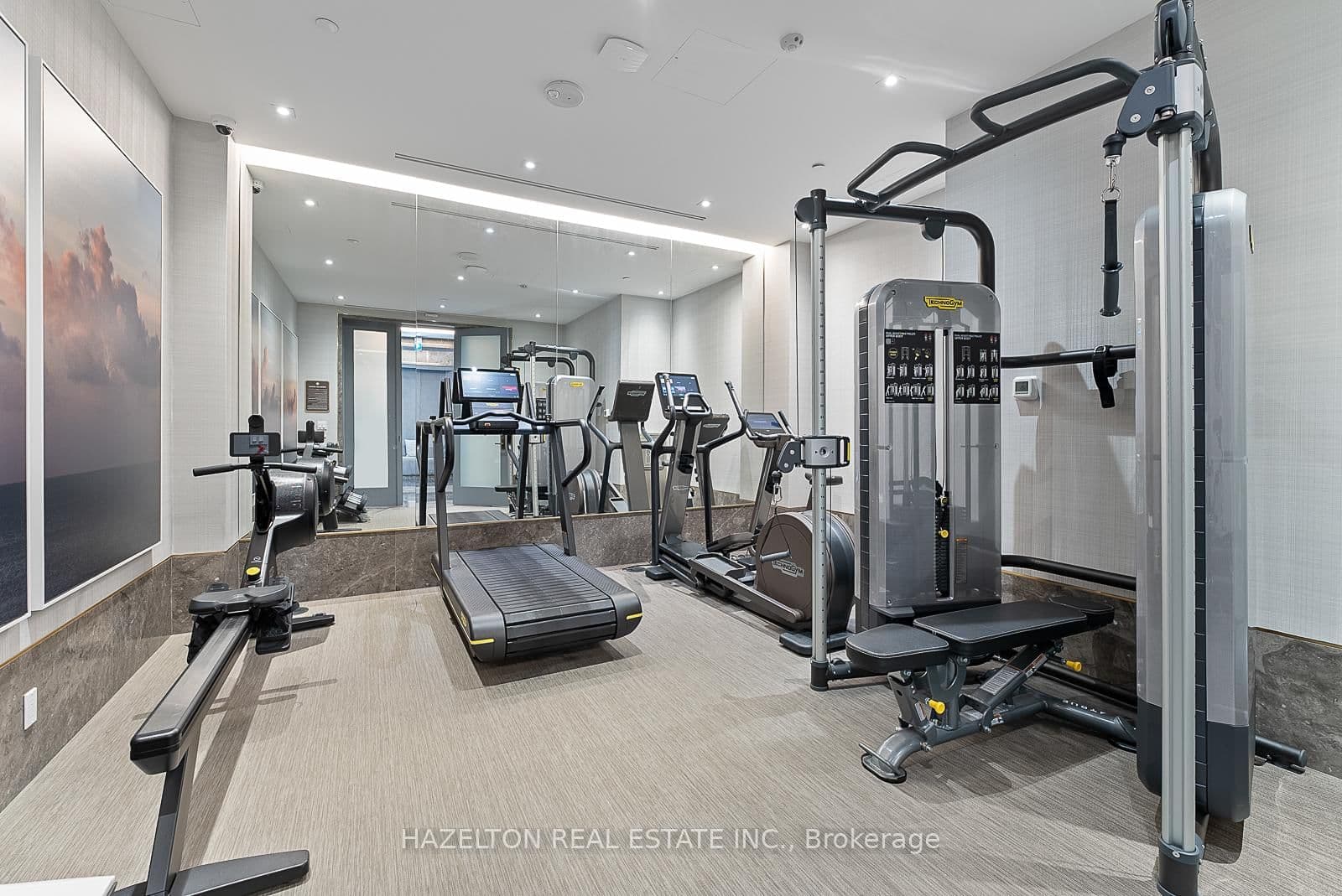 128 Hazelton Avenue, Unit 802 thumbnail 35