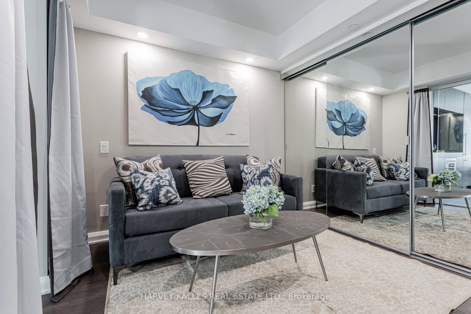 155 Yorkville Avenue, Unit 2308 thumbnail 3