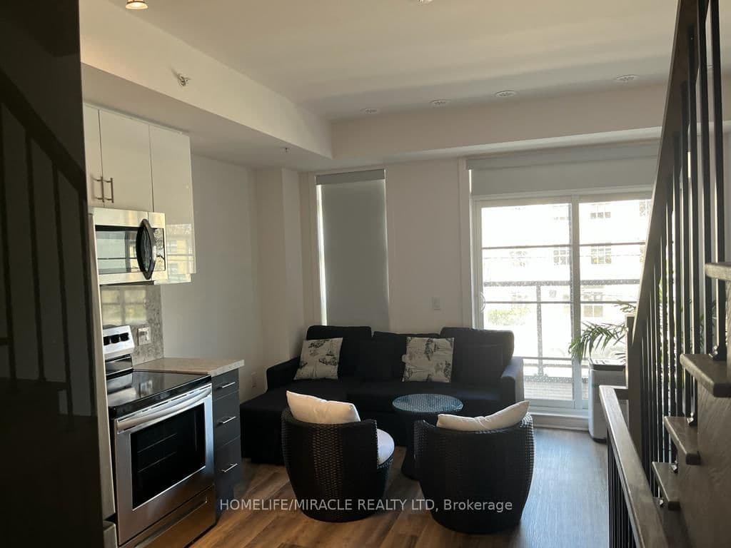 57 Finch Avenue W, Unit 9 thumbnail 3