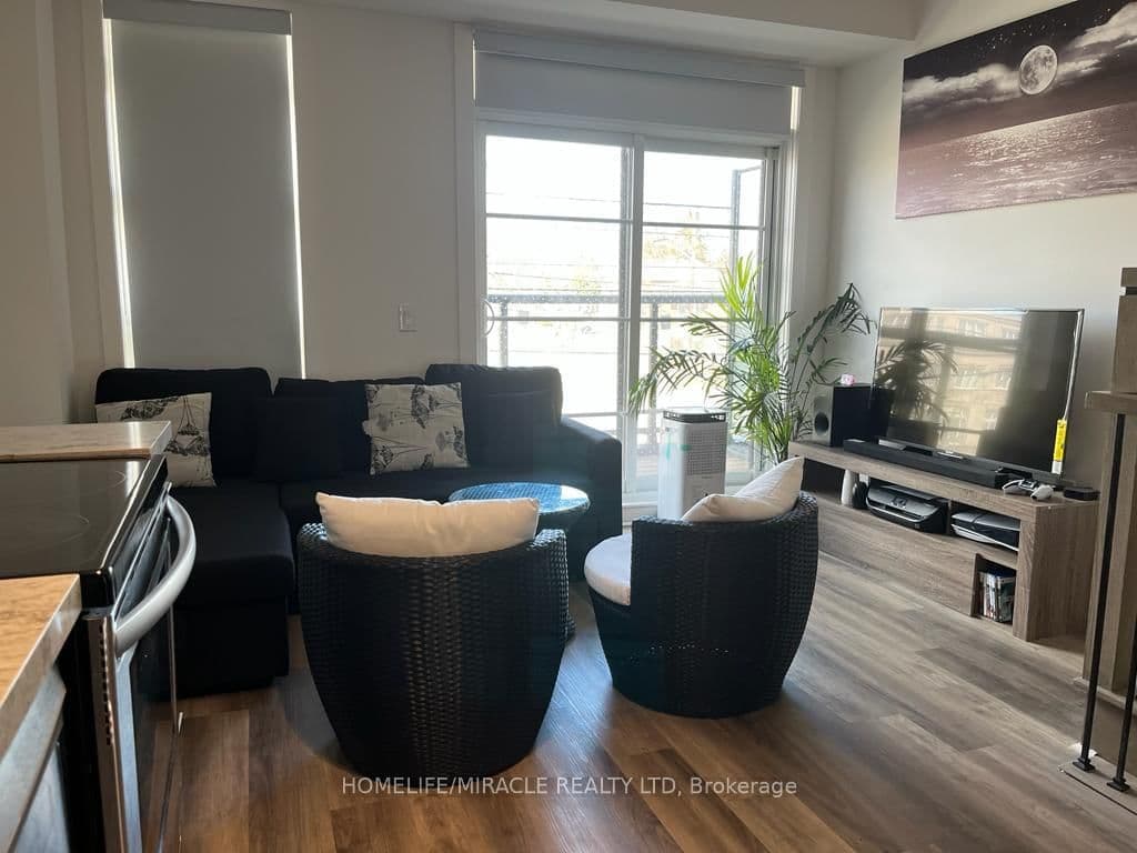 57 Finch Avenue W, Unit 9 thumbnail 4