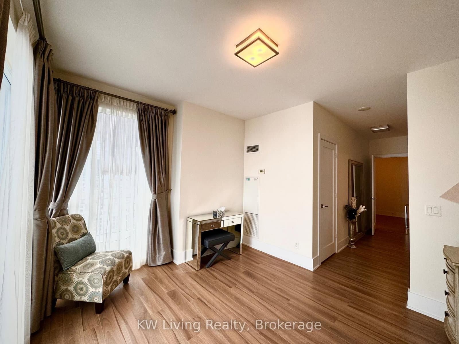 300 Front Street W, Unit 3012 thumbnail 19