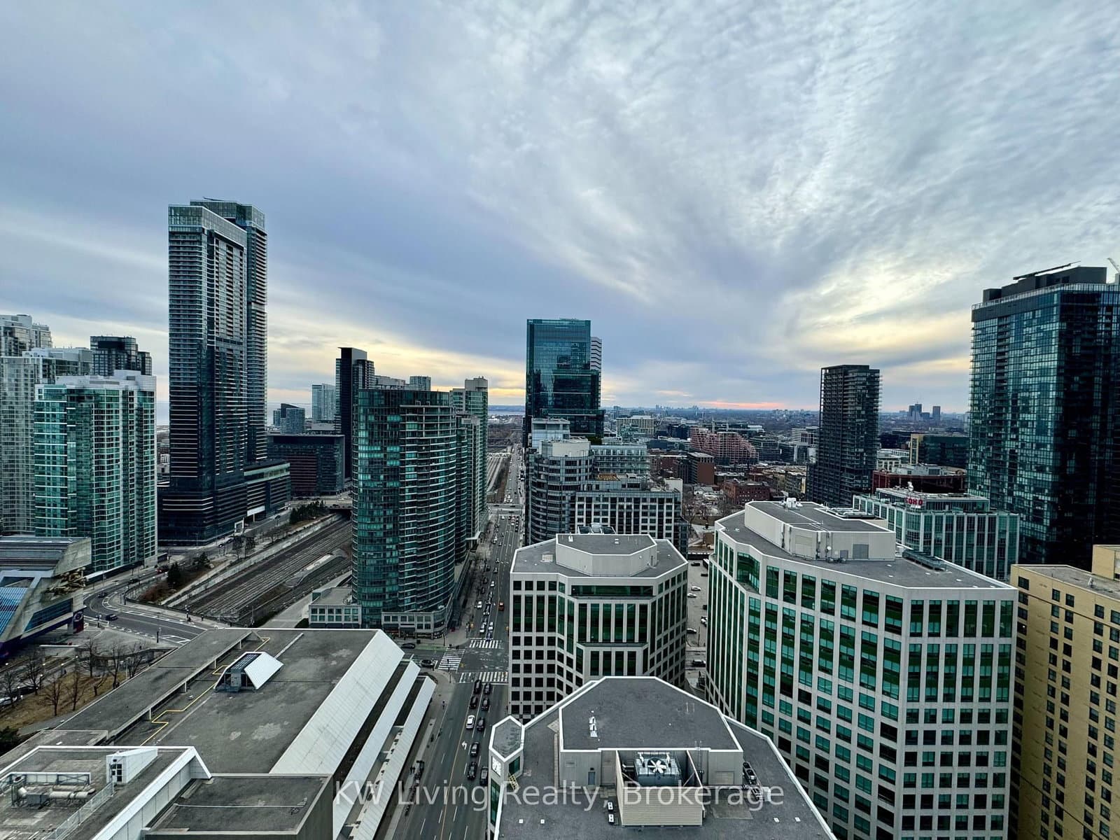 300 Front Street W, Unit 3012 thumbnail 32
