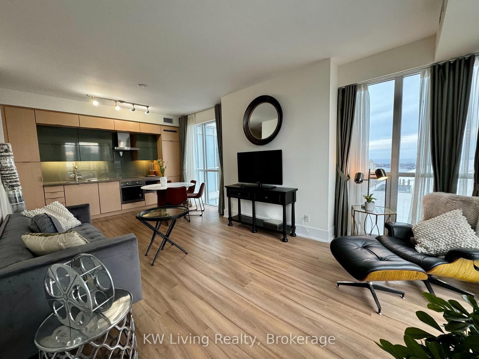 300 Front Street W, Unit 3012 thumbnail 8