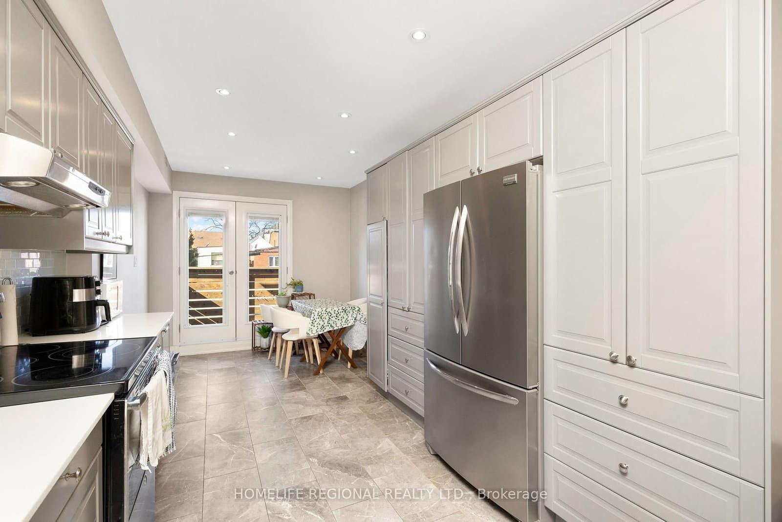 204 Roxton Road thumbnail 12