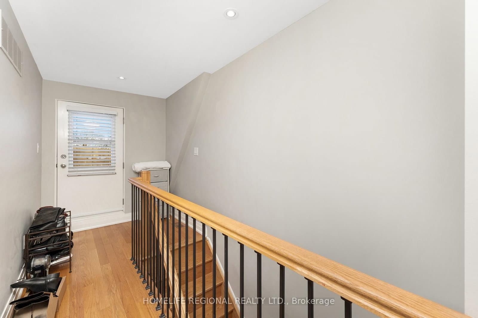 204 Roxton Road thumbnail 22