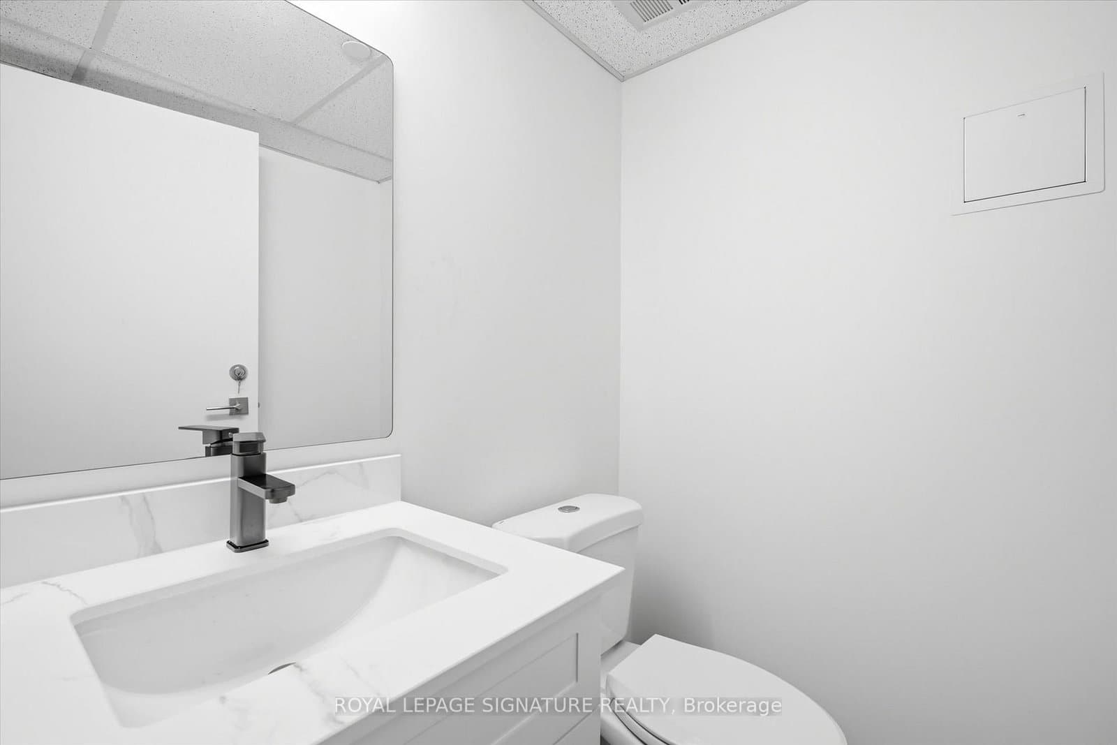 2900 Yonge Street, Unit 101 thumbnail 19
