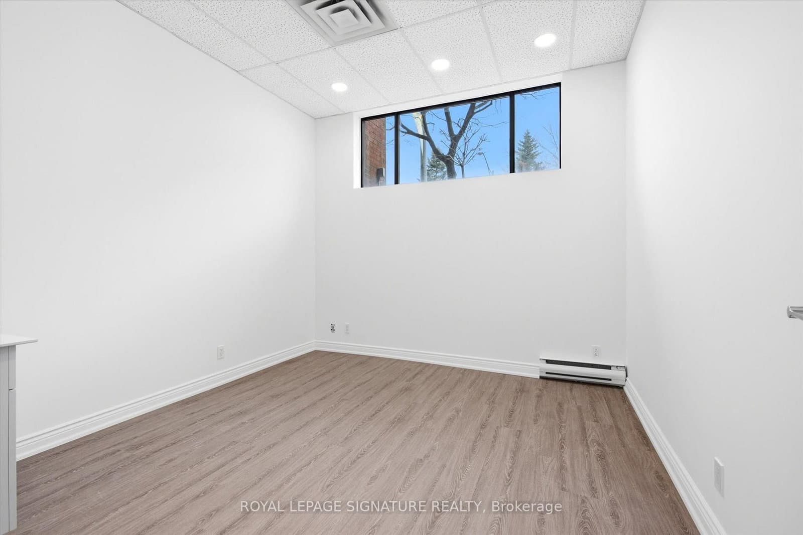 2900 Yonge Street, Unit 101 thumbnail 21