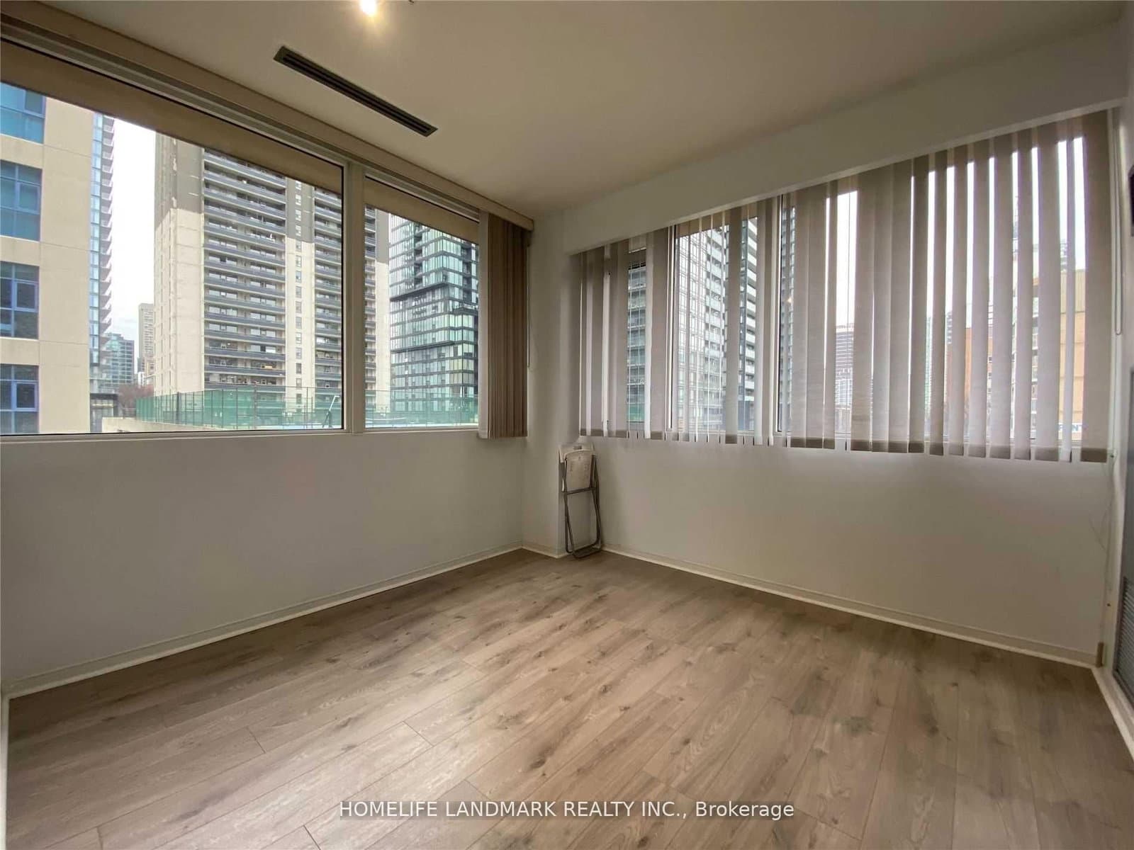 555 Yonge Street, Unit 407 thumbnail 10