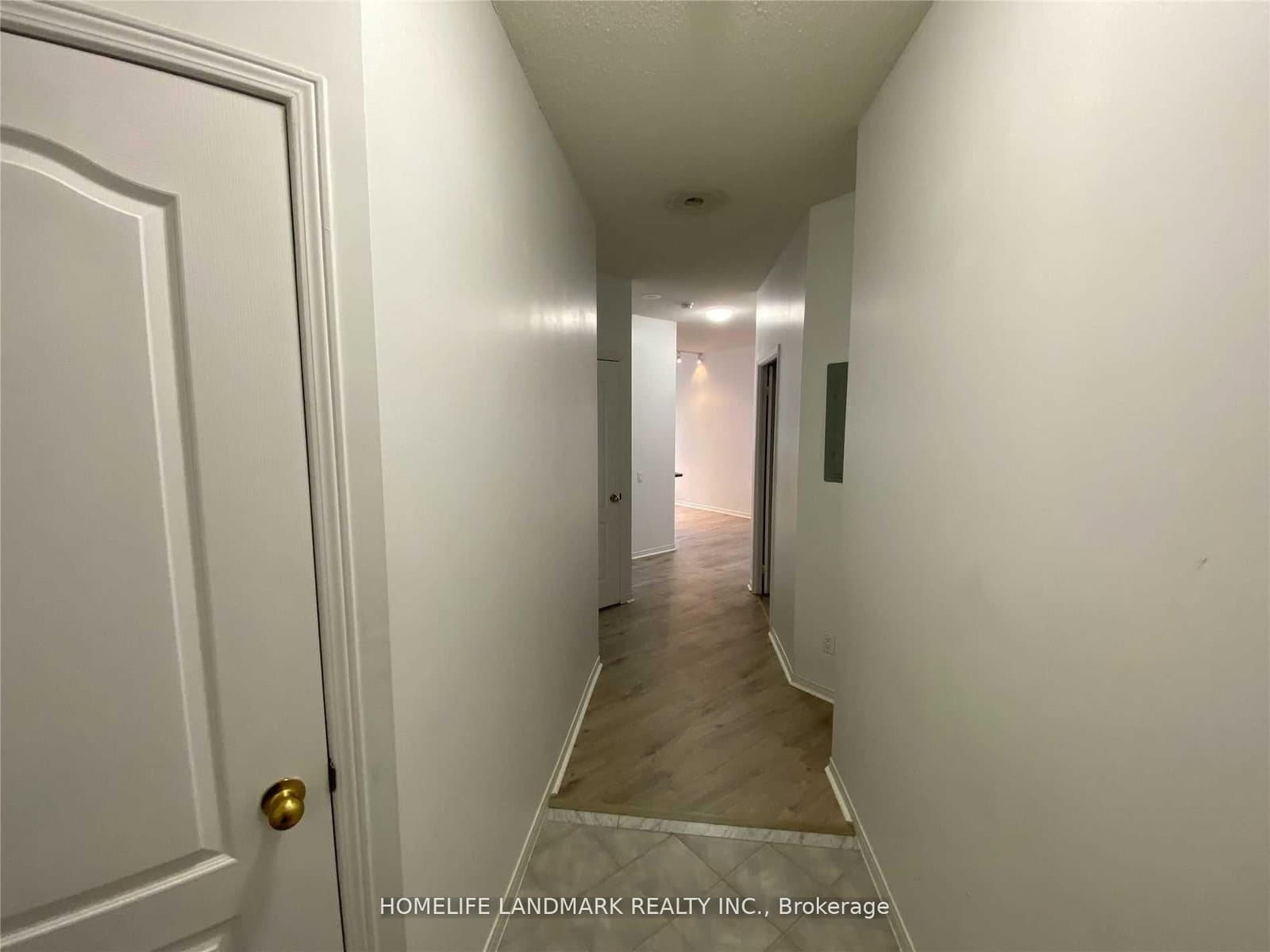 555 Yonge Street, Unit 407 thumbnail 6