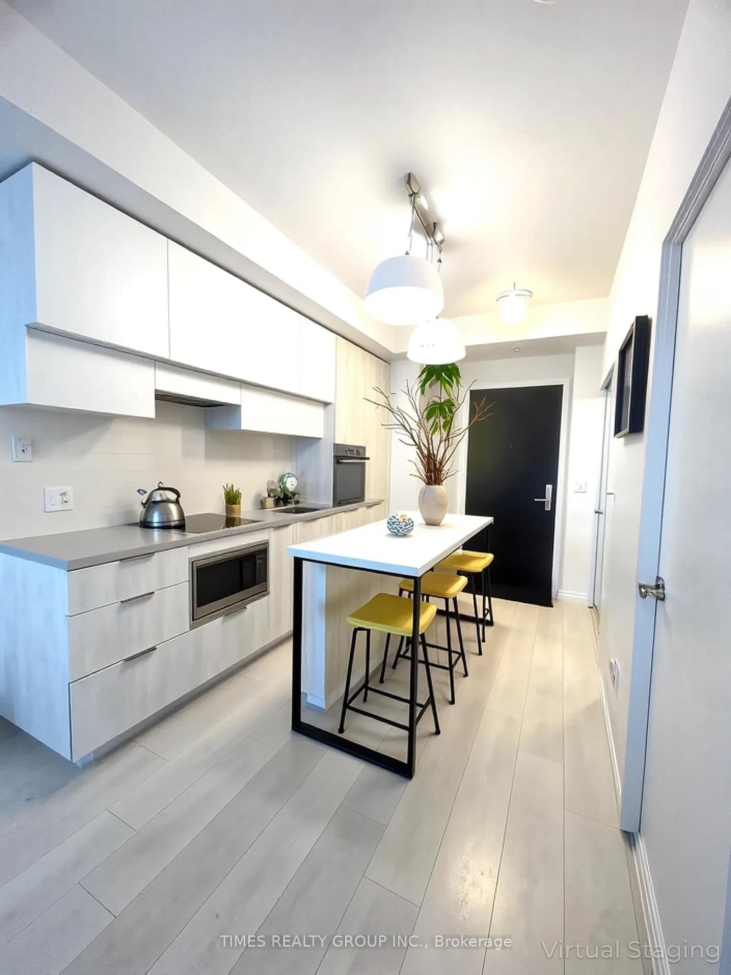 8 Eglinton Avenue E, Unit 2003 thumbnail 4