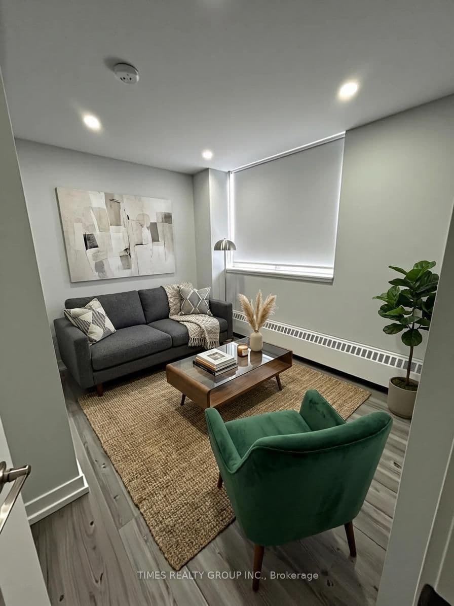 15 Walmer Road, Unit 103 thumbnail 7