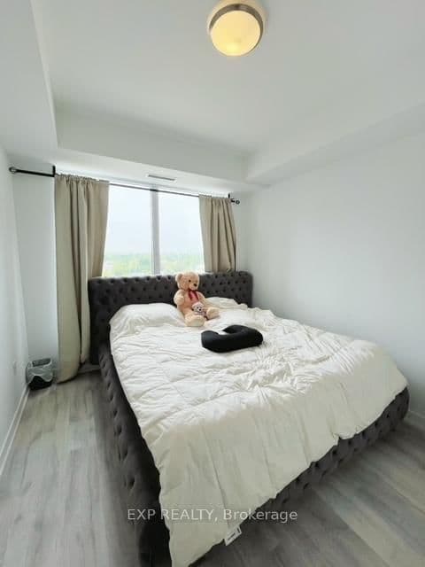 7 Golden Lion Heights, Unit N735 thumbnail 5