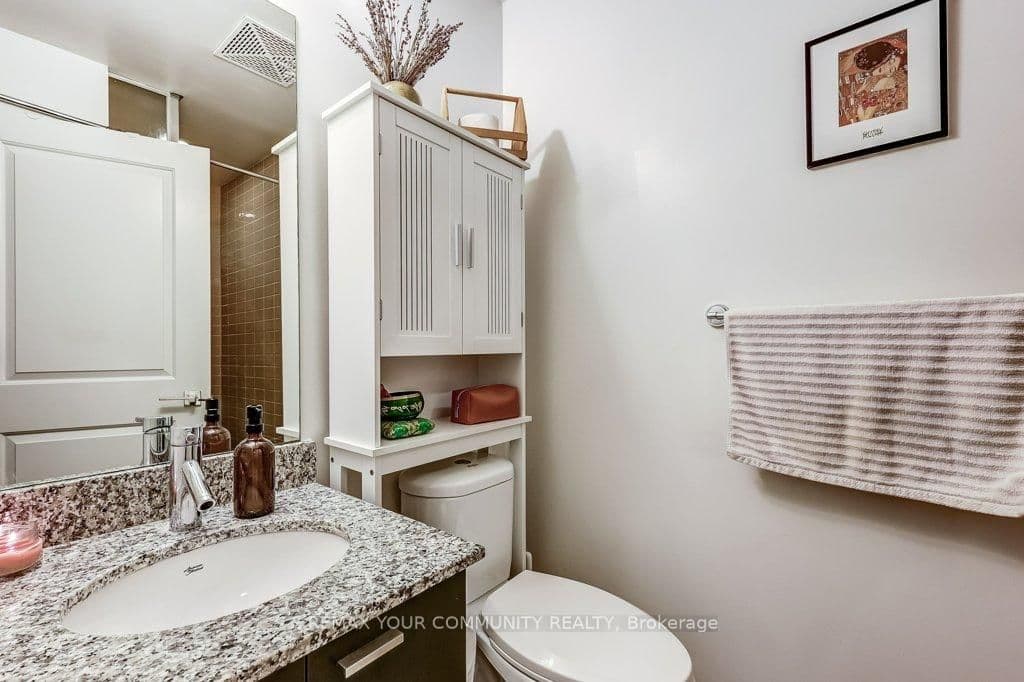 88 Sheppard Avenue E, Unit 210 thumbnail 8
