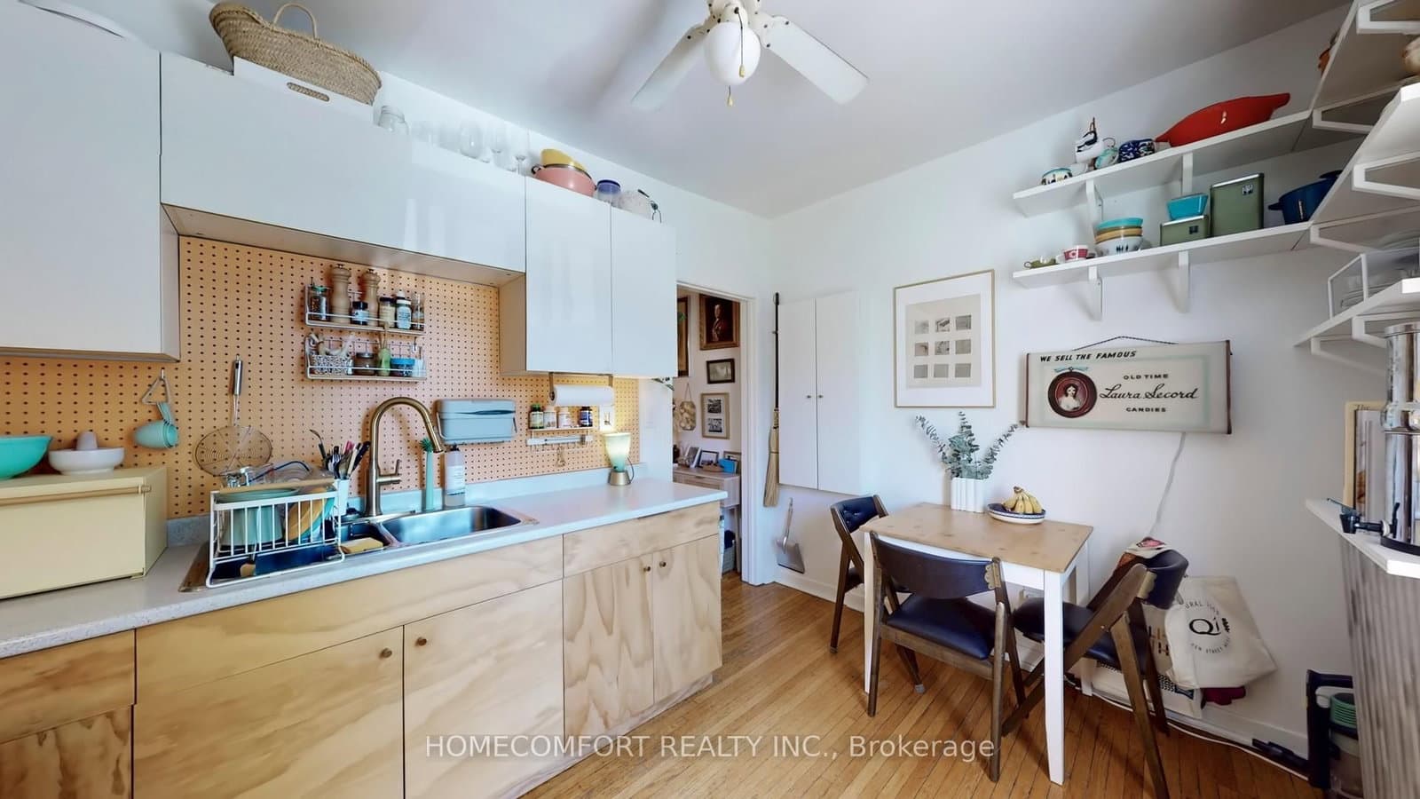 230 Robert Street thumbnail 31