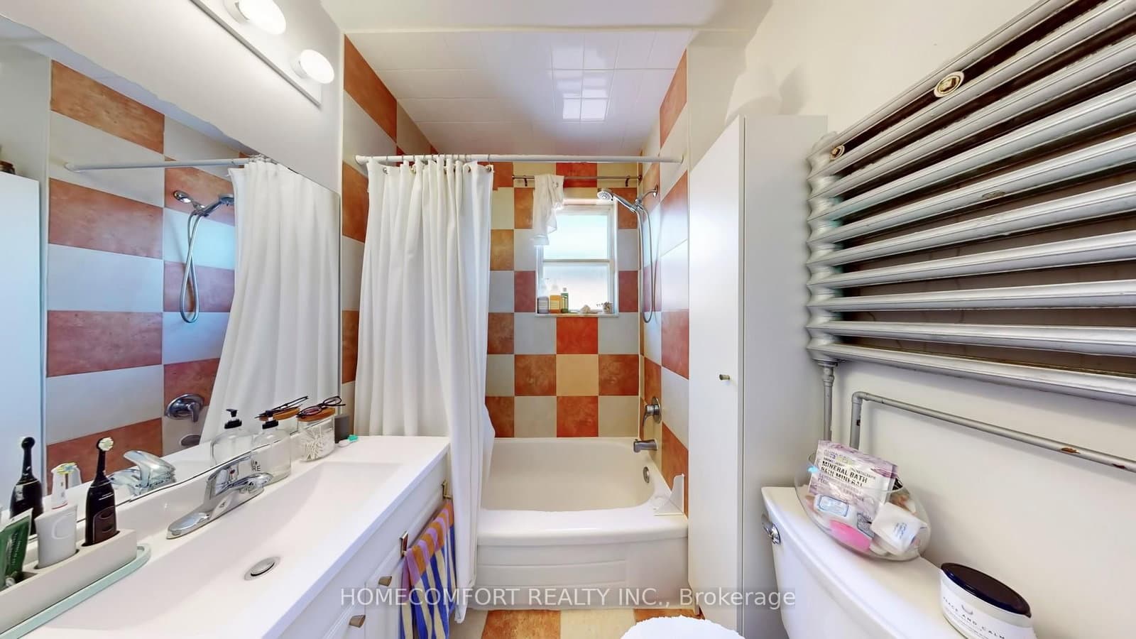 230 Robert Street thumbnail 33