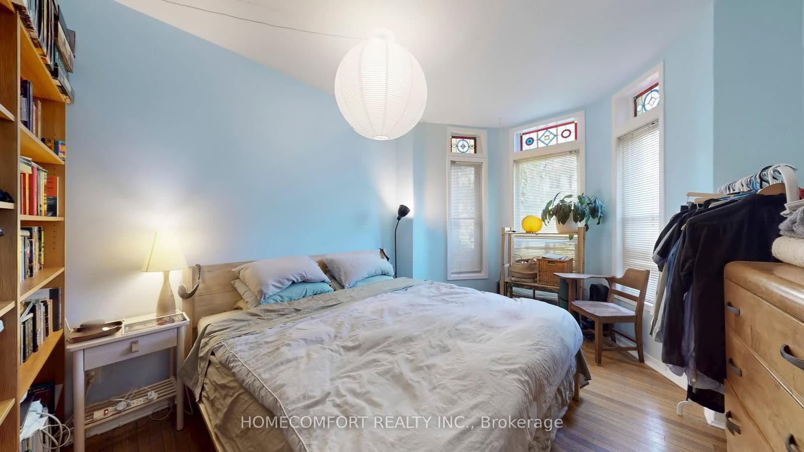 230 Robert Street thumbnail 9