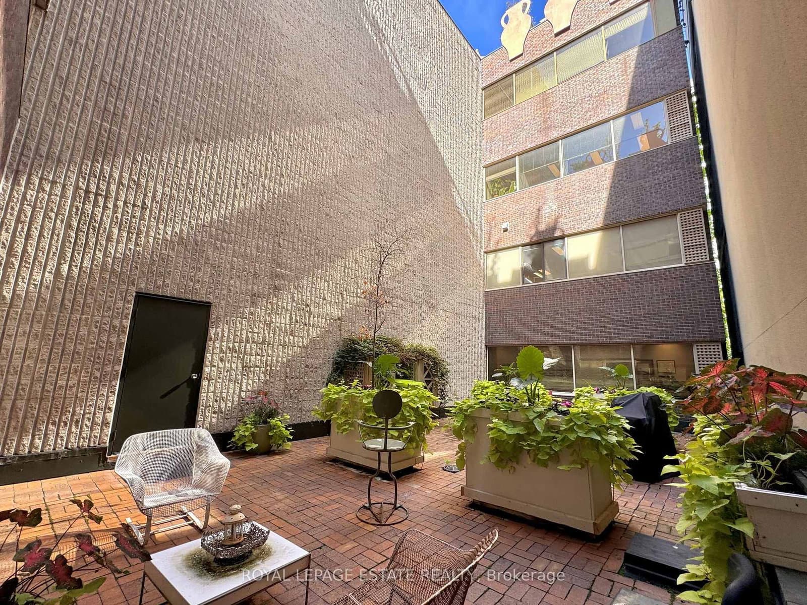 124 Merton Street, Unit 508 thumbnail 14