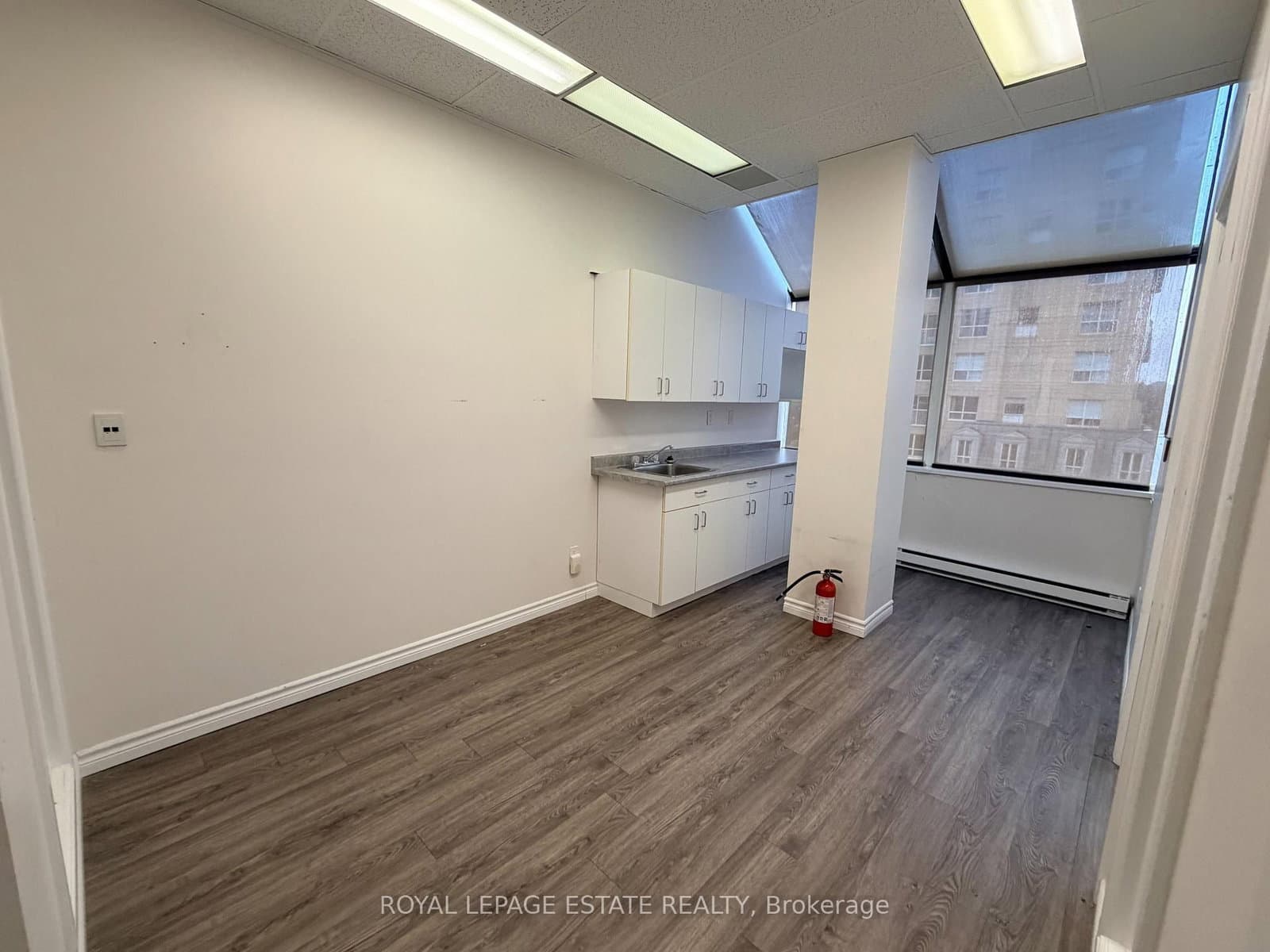 124 Merton Street, Unit 508 thumbnail 9