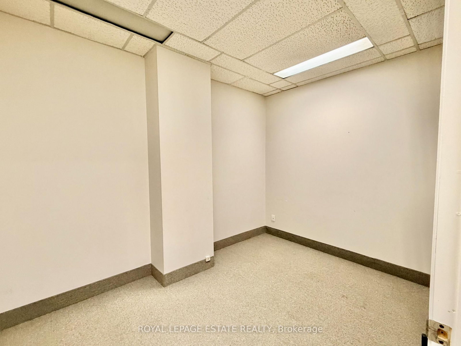 124 Merton Street, Unit 305 thumbnail 15