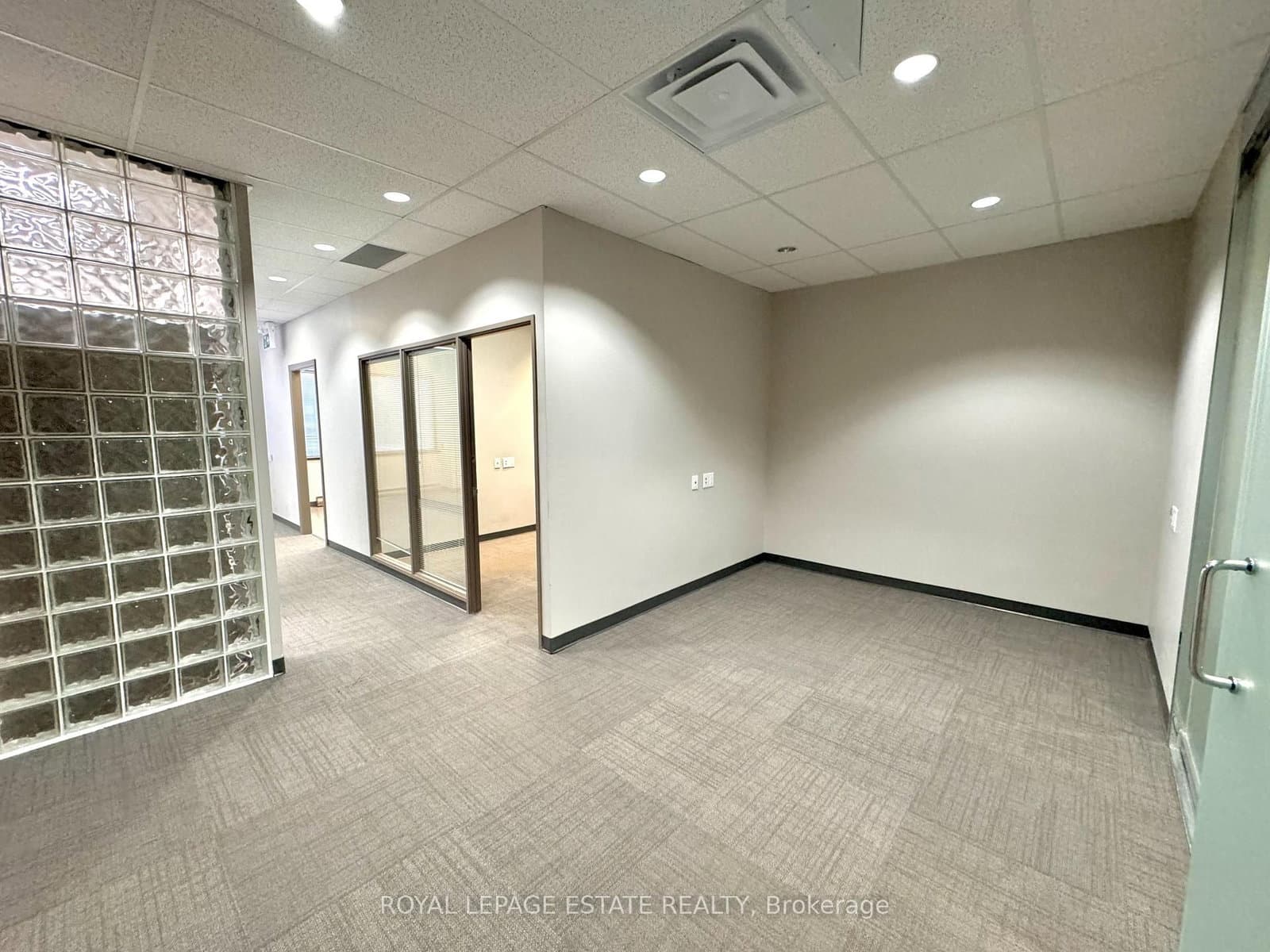 124 Merton Street, Unit 203 thumbnail 5
