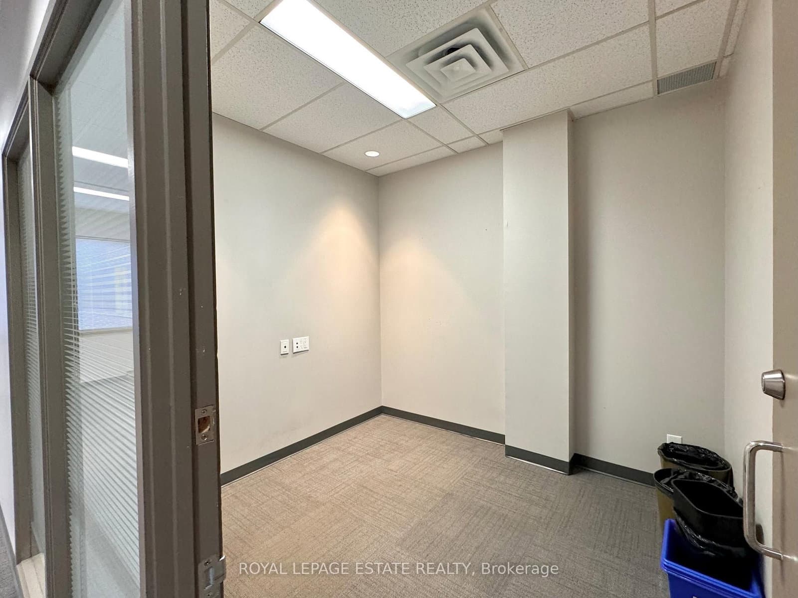 124 Merton Street, Unit 203 thumbnail 8