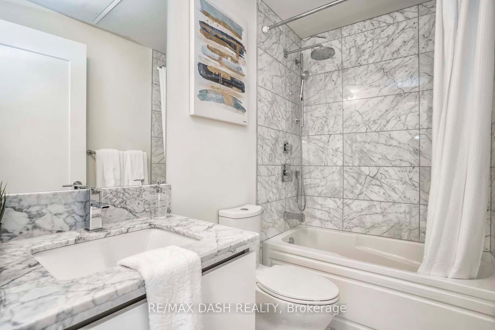 151 Avenue Road, Unit 205 thumbnail 26