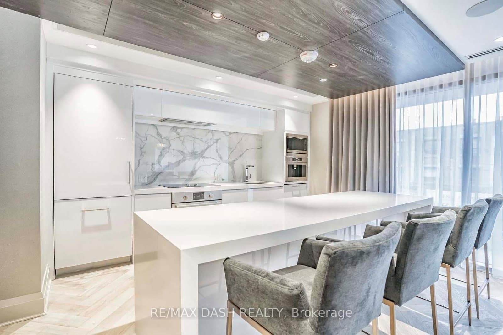 151 Avenue Road, Unit 205 thumbnail 29