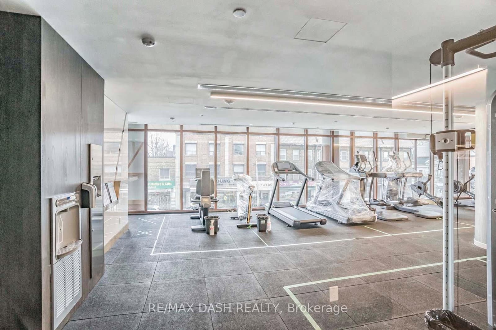 151 Avenue Road, Unit 205 thumbnail 33