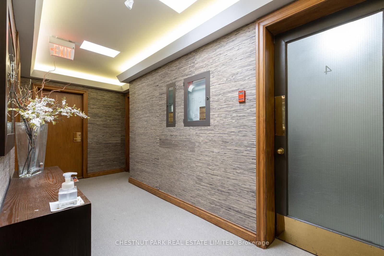 8 Hawthorn Avenue, Unit PH3 thumbnail 34