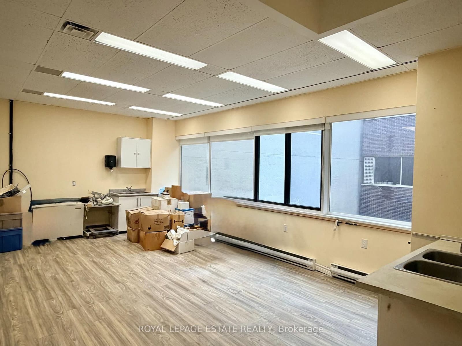 124 Merton Street, Unit 301A thumbnail 4