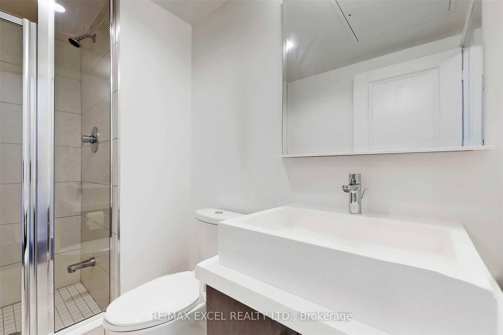 65 St Mary Street, Unit 810 thumbnail 17