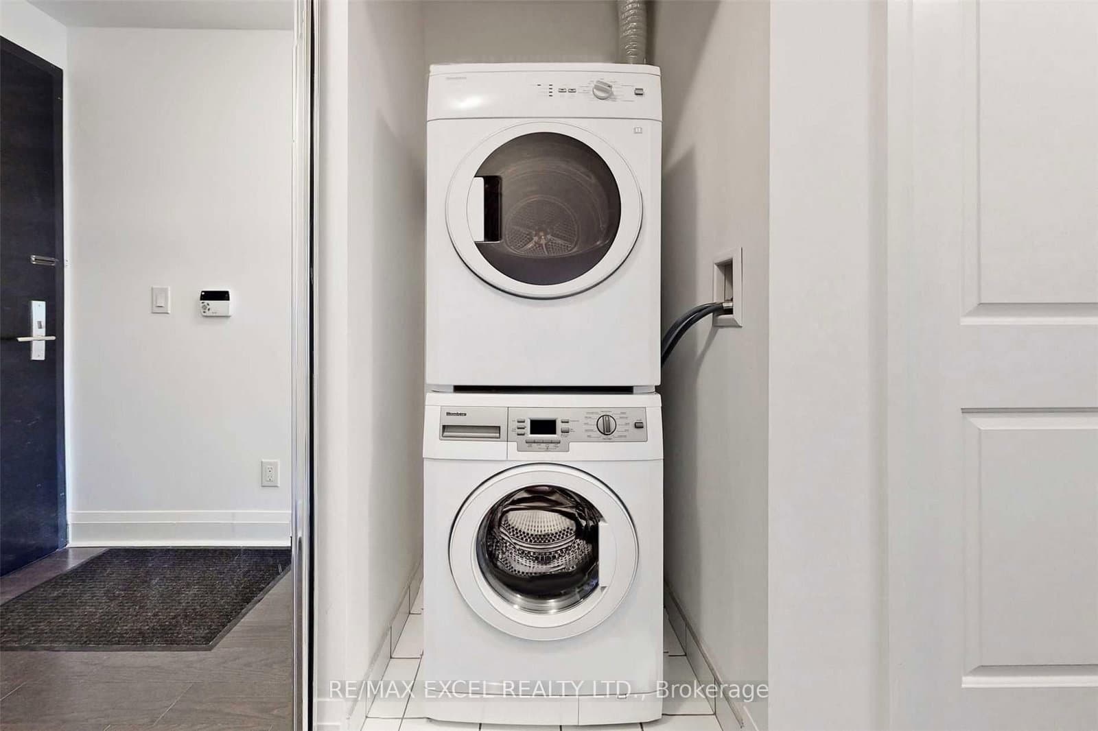 65 St Mary Street, Unit 810 thumbnail 19