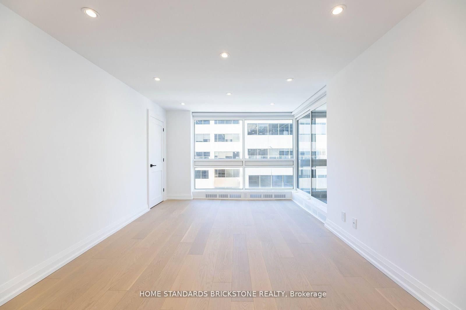 61 St Clair Avenue W, Unit 805 thumbnail 25