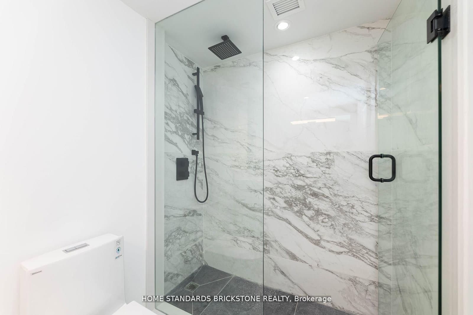 61 St Clair Avenue W, Unit 805 thumbnail 27