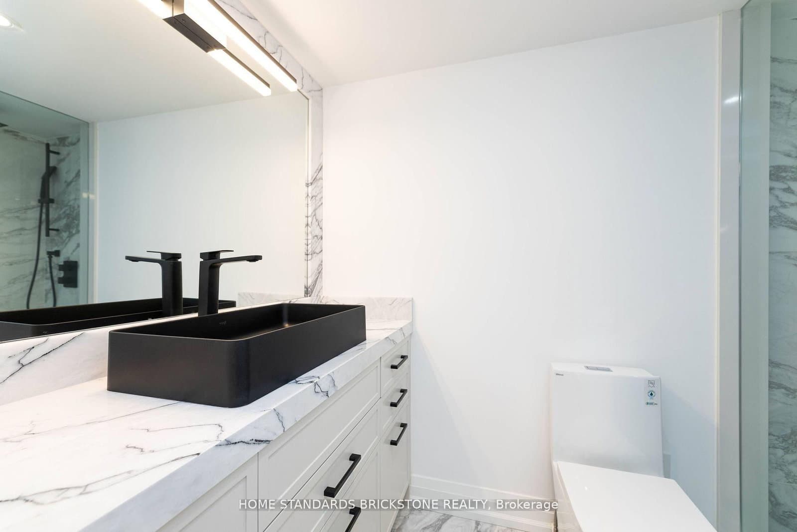 61 St Clair Avenue W, Unit 805 thumbnail 30