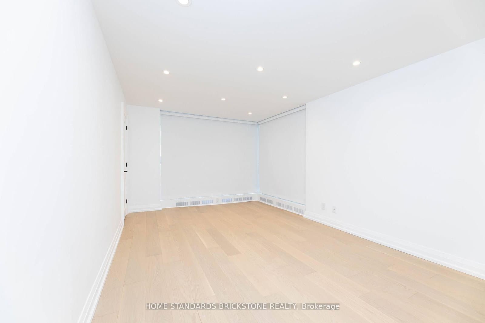 61 St Clair Avenue W, Unit 805 thumbnail 37