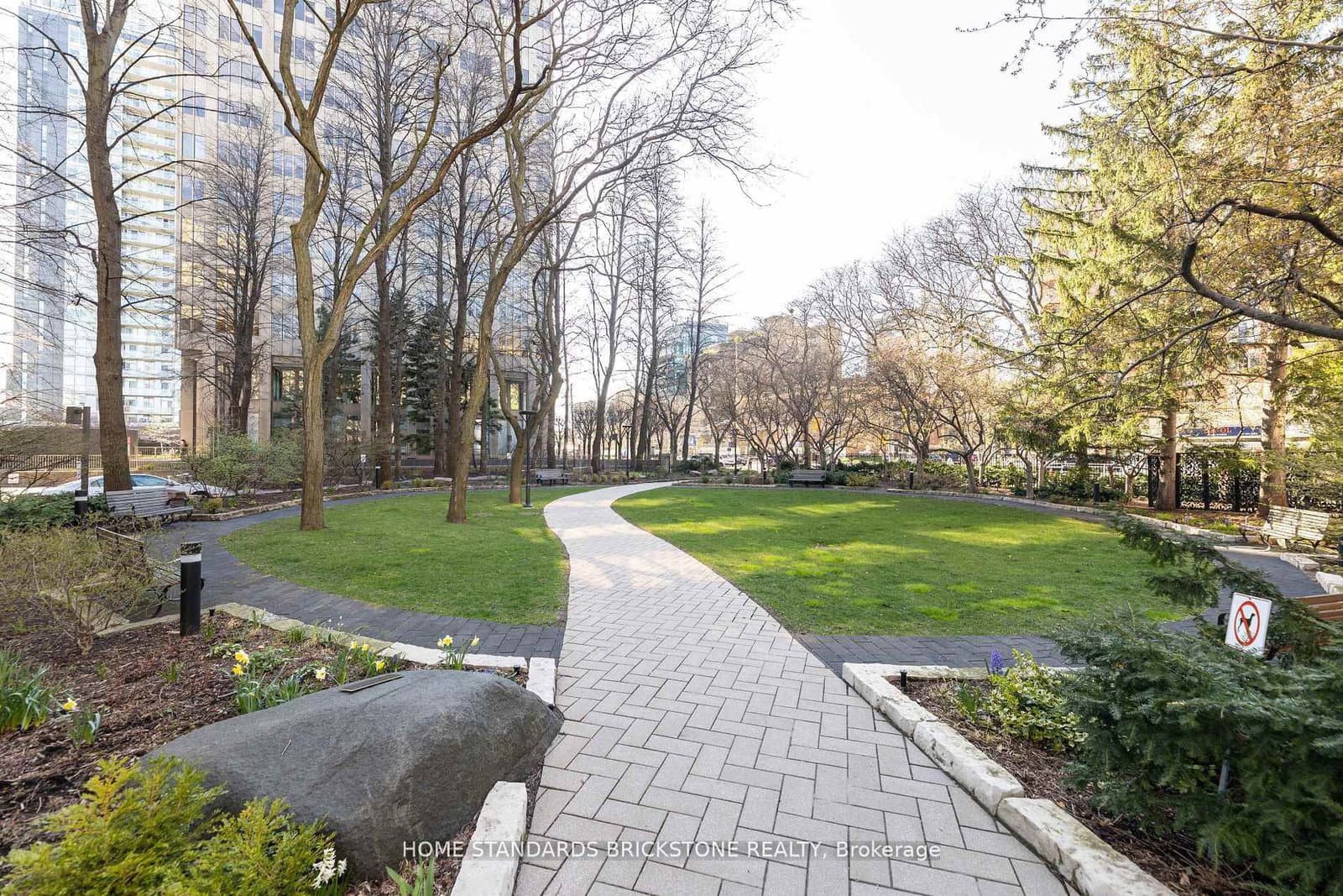 61 St Clair Avenue W, Unit 805 thumbnail 44