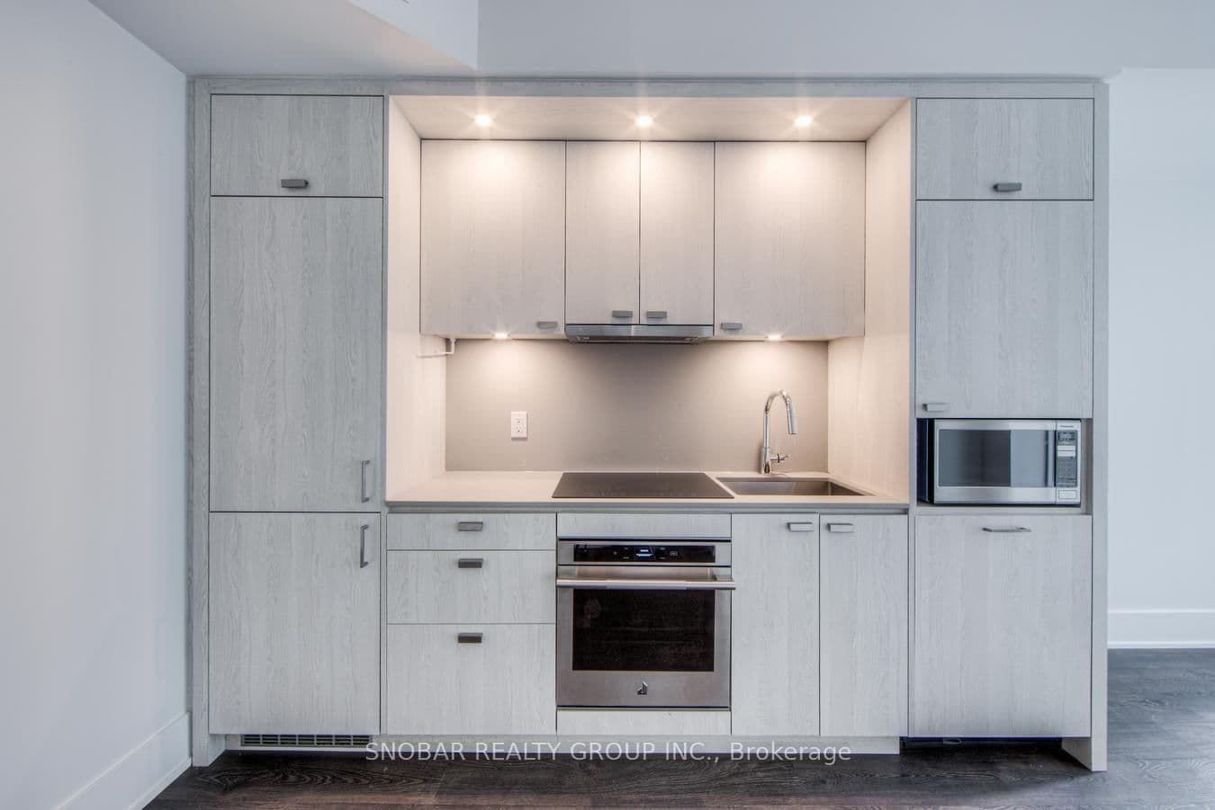 470 Front Street W, Unit 814 thumbnail 12