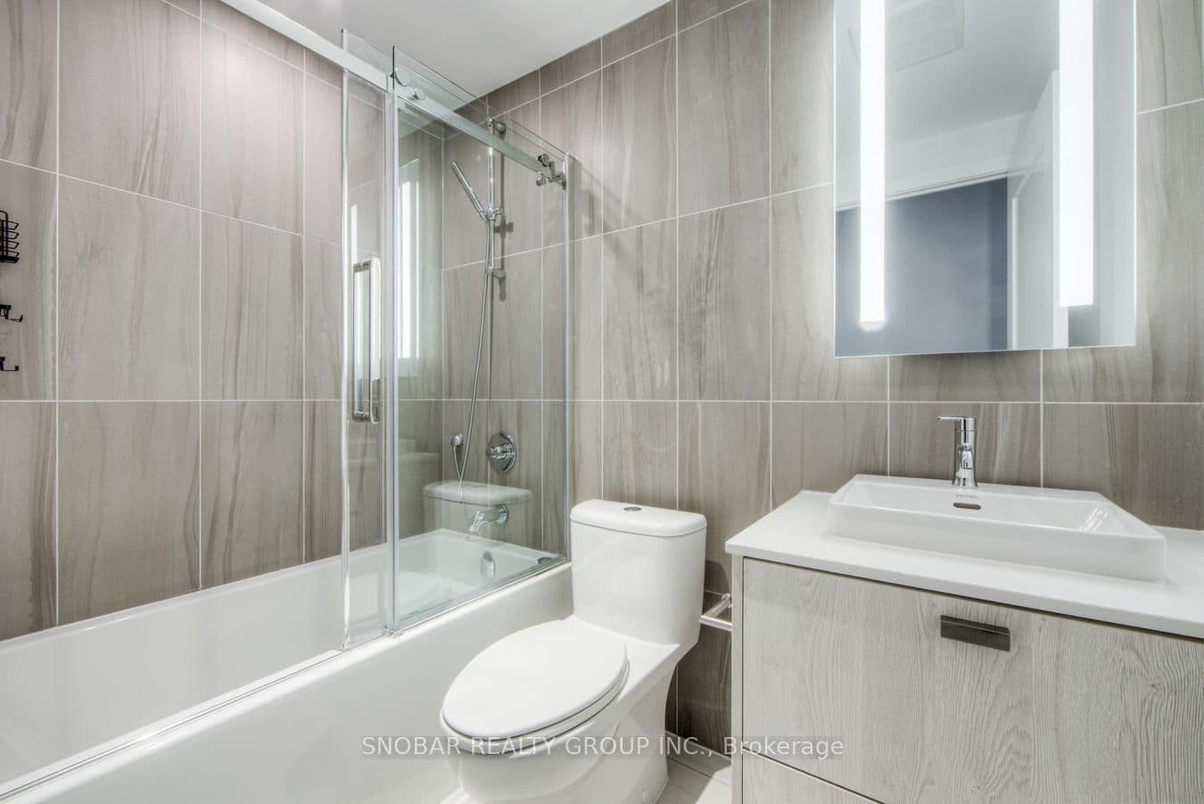 470 Front Street W, Unit 814 thumbnail 9