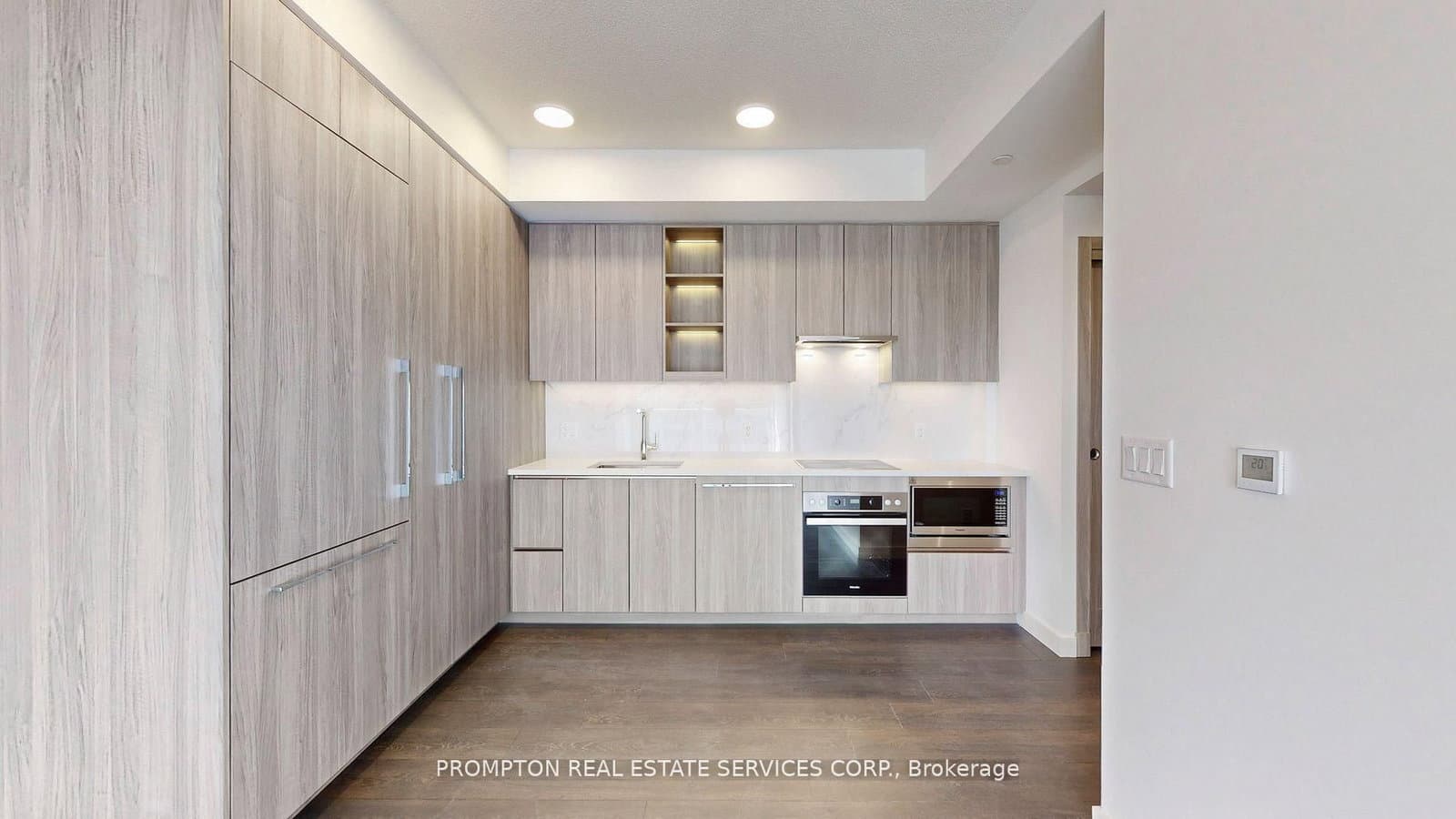 25 McMahon Drive, Unit 602 thumbnail 6