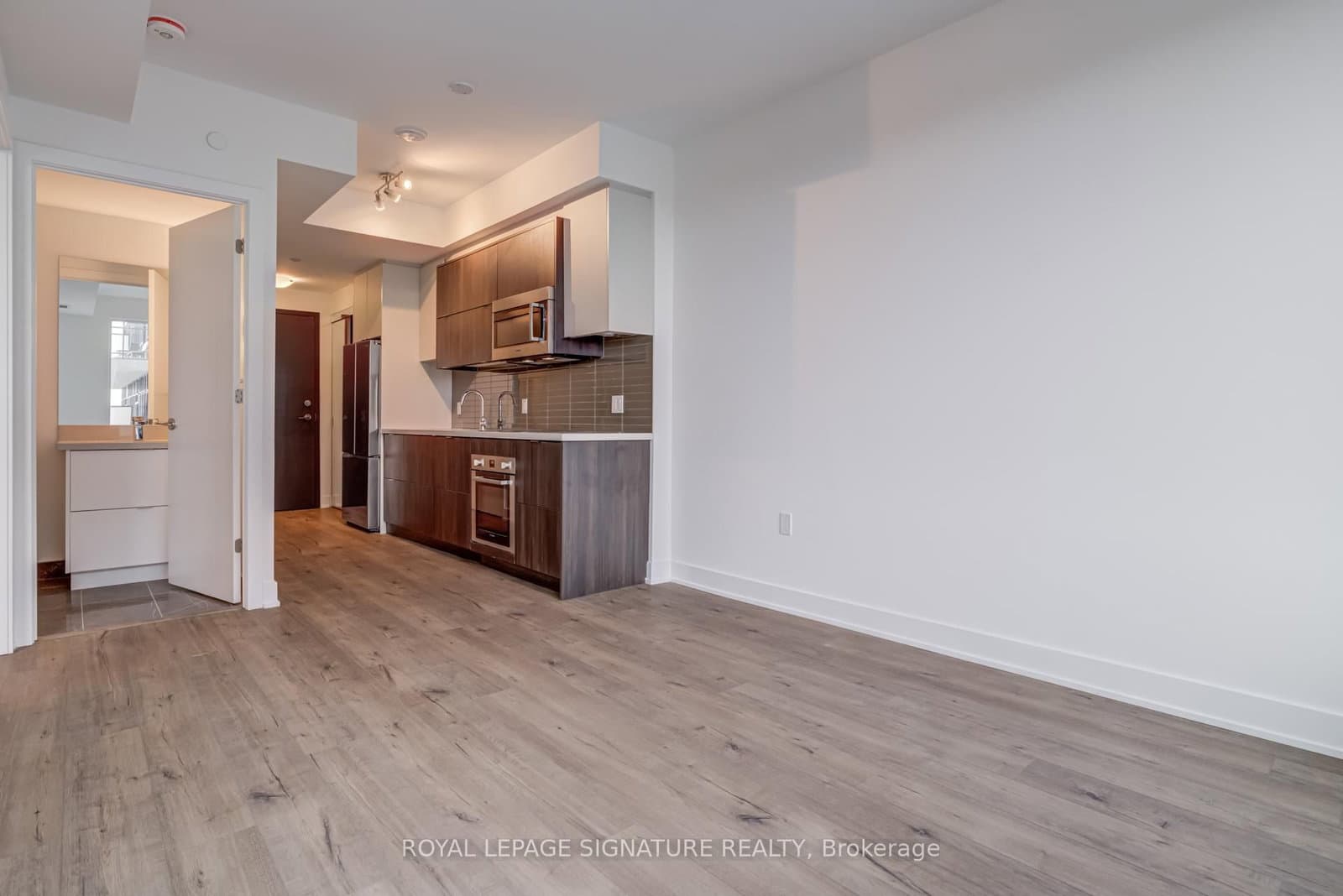 2 Teagarden Court, Unit 604 thumbnail 10