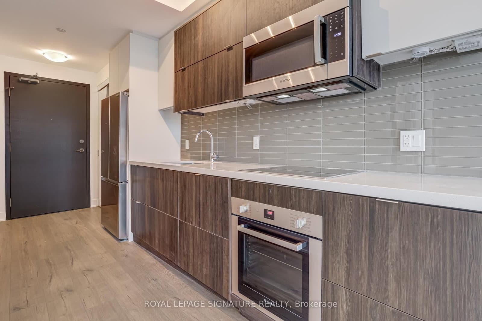 2 Teagarden Court, Unit 604 thumbnail 8