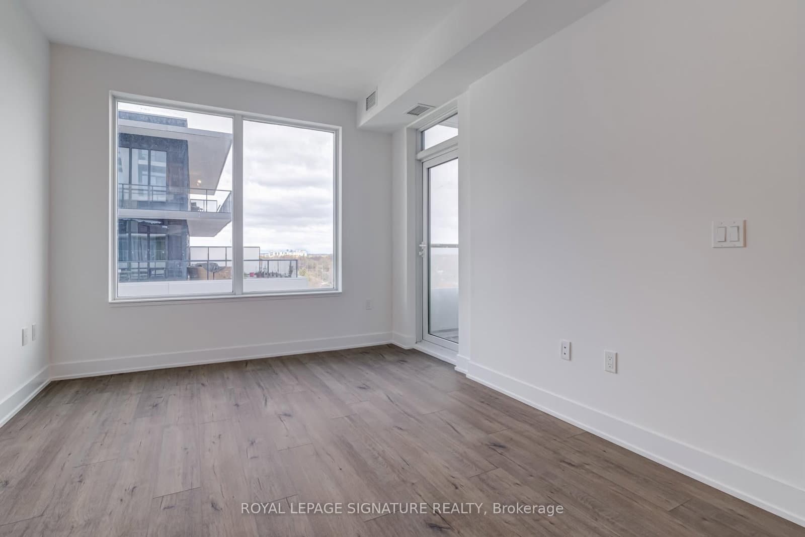 2 Teagarden Court, Unit 604 thumbnail 9